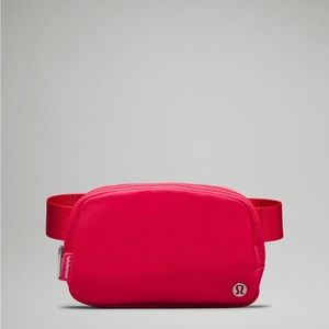 Lululemon Everywhere Belt Bag Lip Gloss